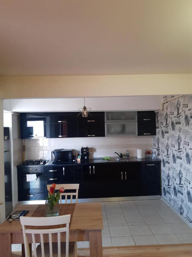 Apartament 3 Camere Ramnicu Valcea Exterior photo