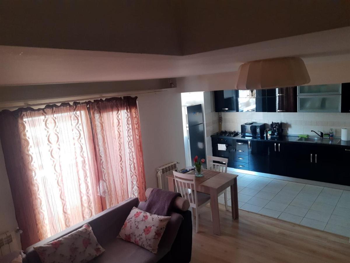 Apartament 3 Camere Ramnicu Valcea Exterior photo